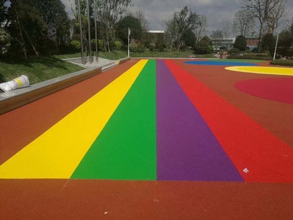 如何修建現代化硅pu網球場